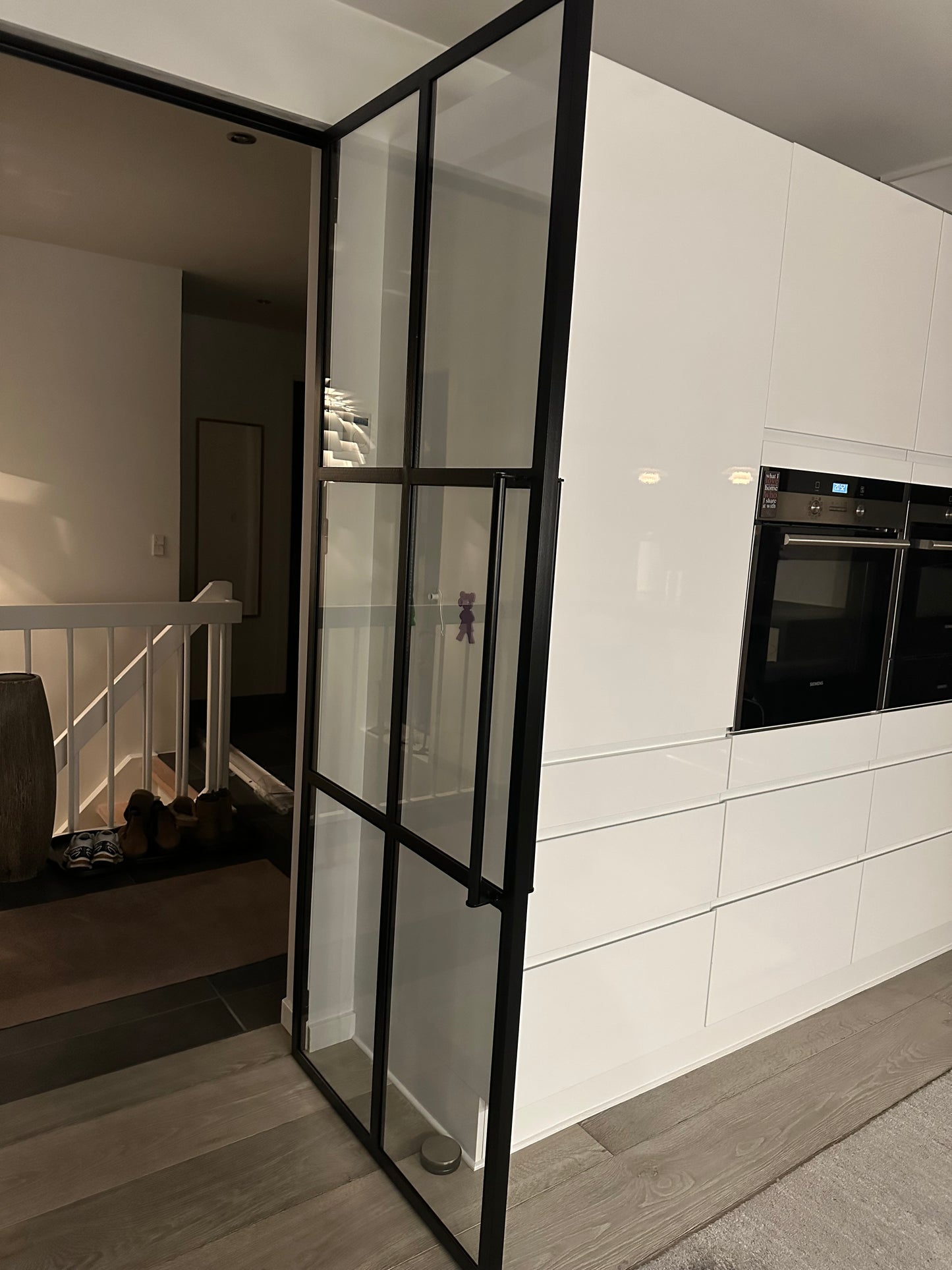 STANDARDMÅL - New Yorker dør 6 felter med karm - (B:70-100 x H:210 cm)