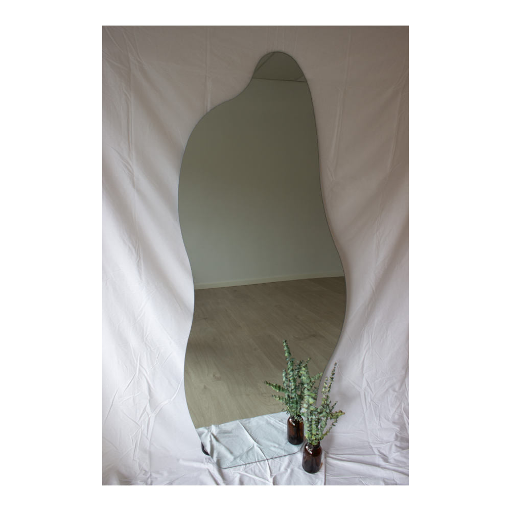 Bella - Asymmetrisk Væg-/gulv Spejl 170x70cm