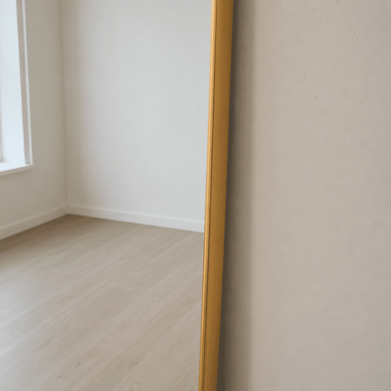 Nova - Væg-/gulv Spejl 155x55cm Guld