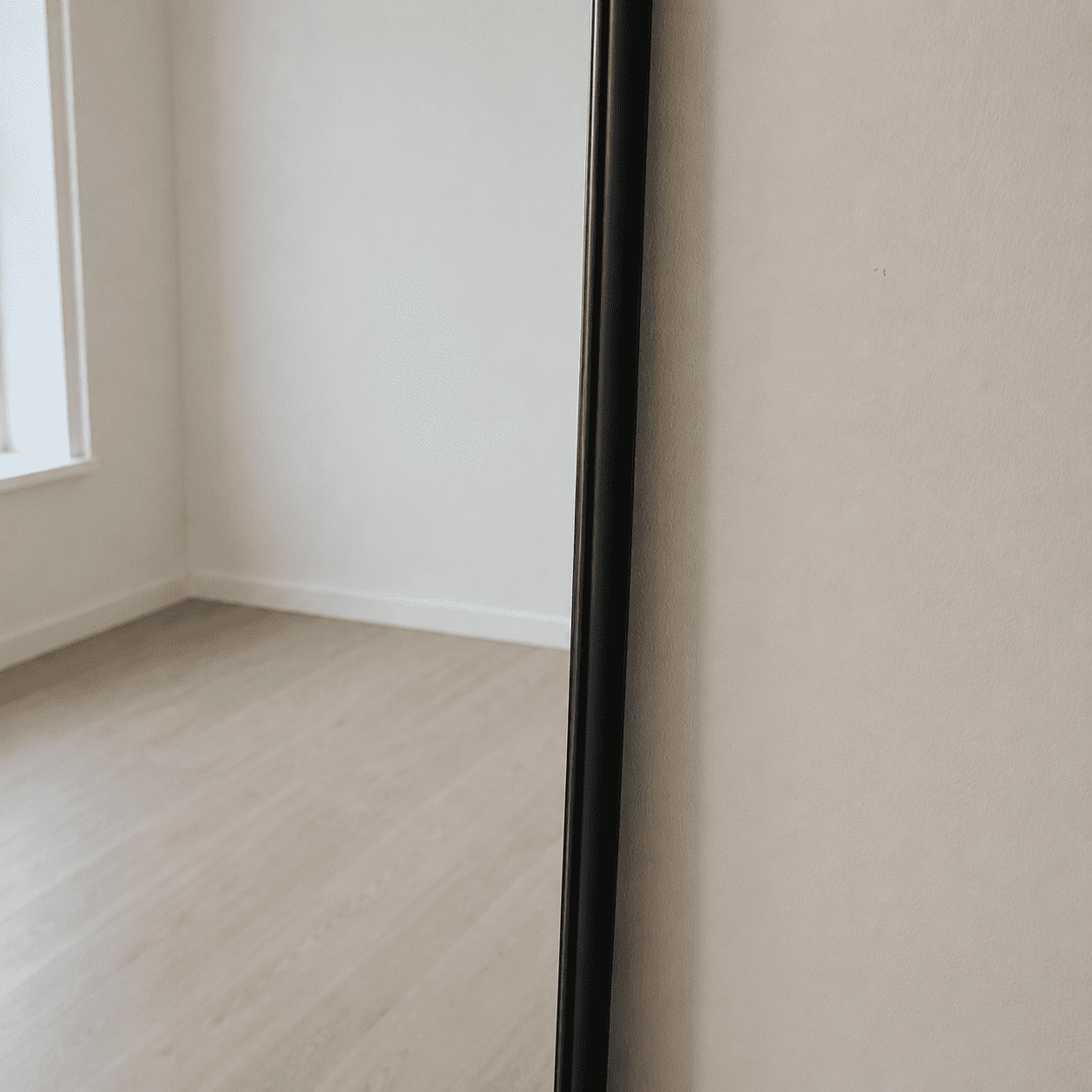 Nova - Væg-/gulv Spejl 155x55cm Sort
