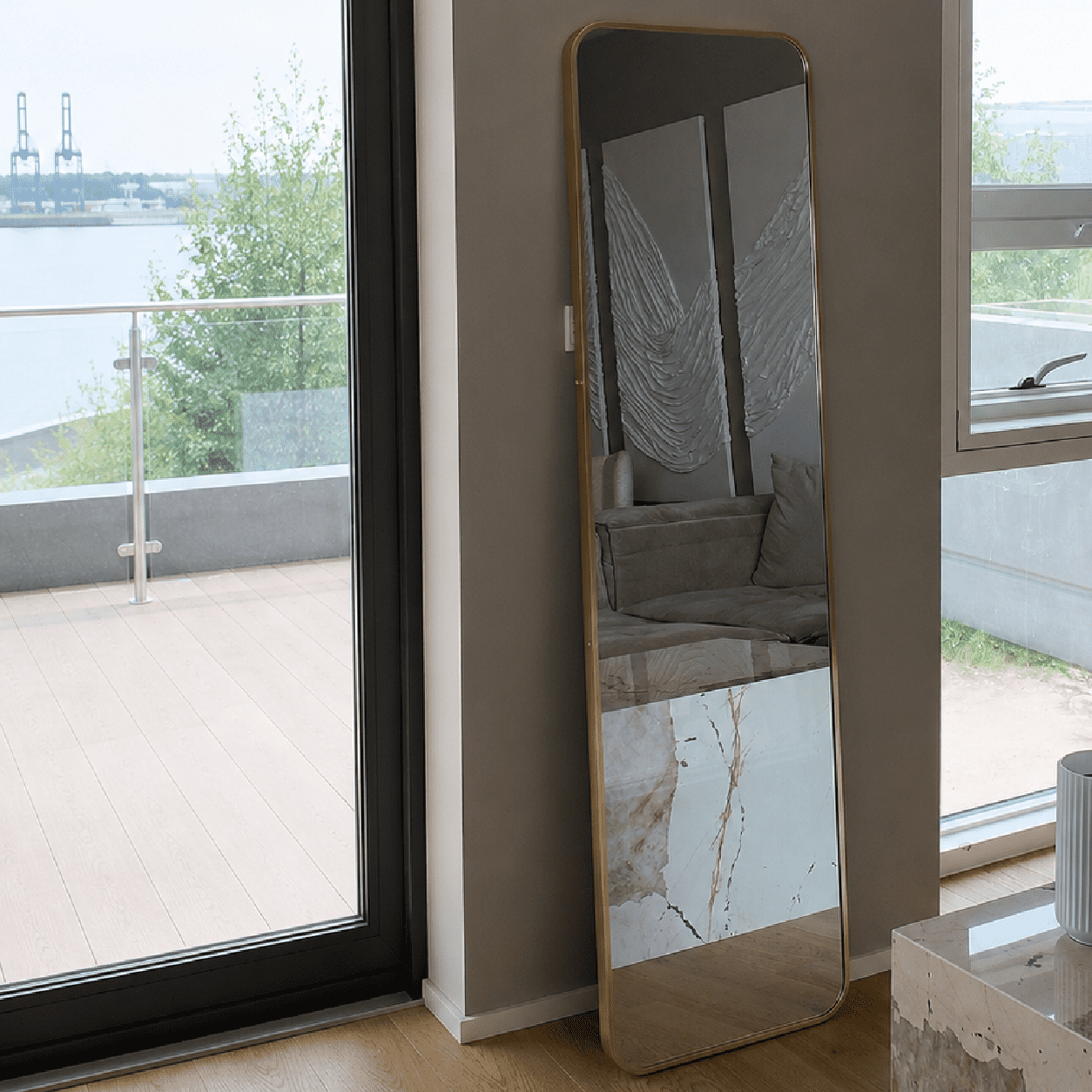Rio - Væg-/gulv Spejl 150x40cm Guld